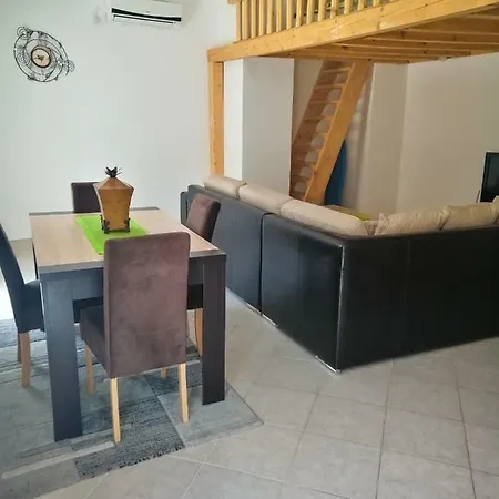 Apartman Kristina *